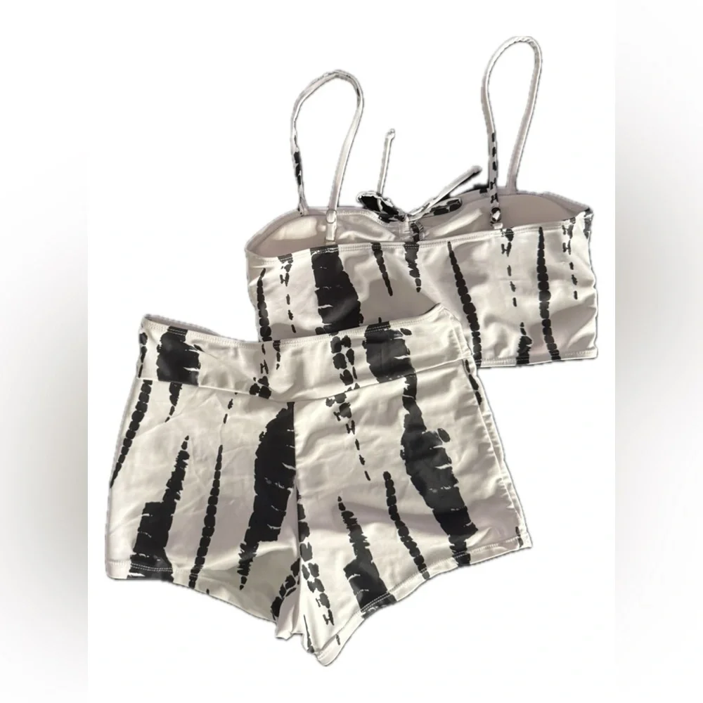 Black & White Abstract Print Two-Piece Swimsuit – Size Small - Picture 2 of 4